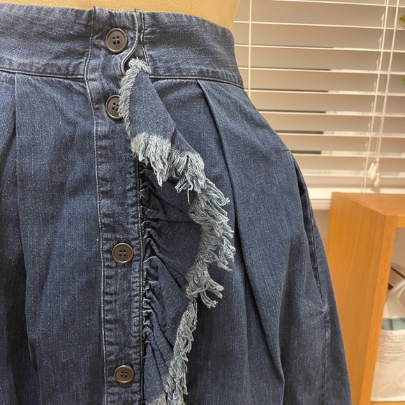 Mid calf denim skirt - Picture 2 of 2